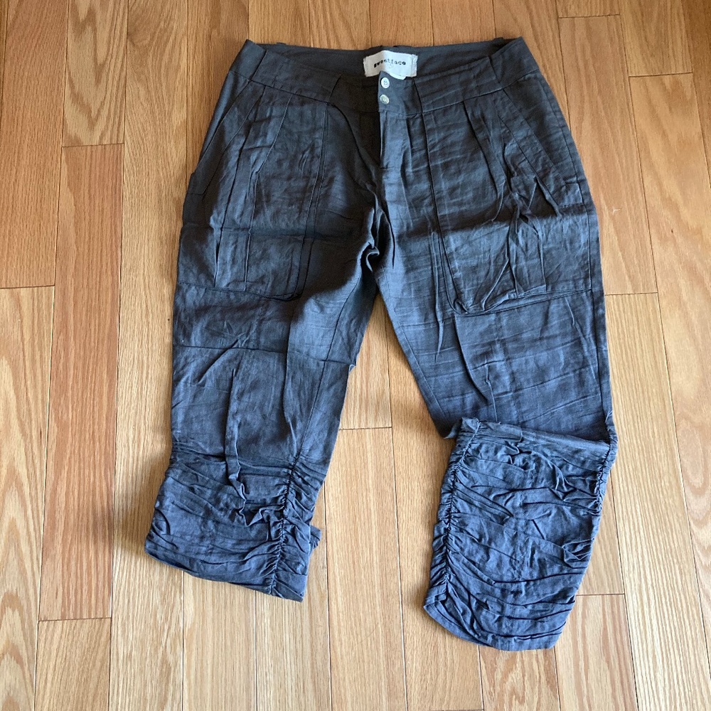 Sweetface capri grey linen pants